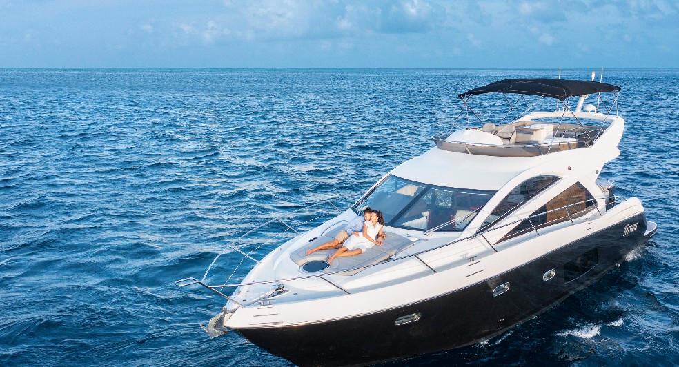 Private luxury cruise at Naladhu Private Island Maldives